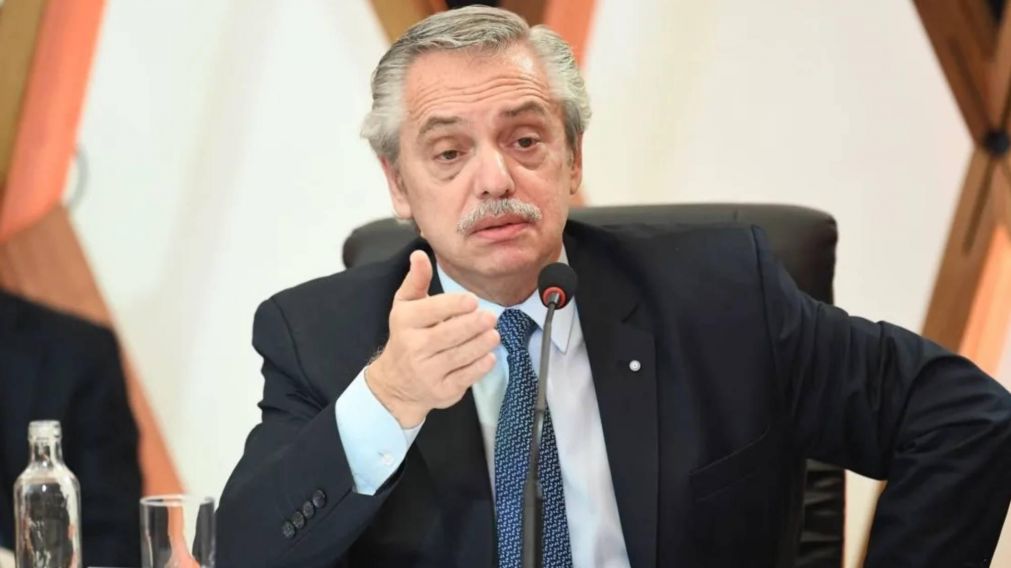 Nueva imputación a Alberto Fernández por las contrataciones irregulares de seguros en la ANSES.