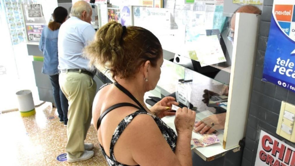 Una mesera ganó una fortuna pero tuvo múltiples "quilombos" legales.