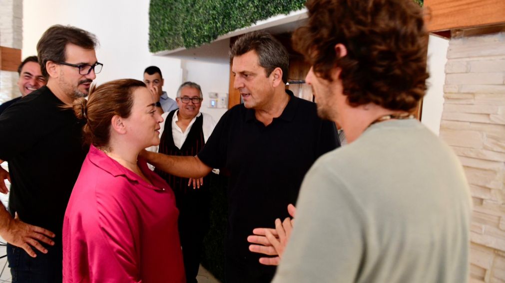 Massa presidió el encuentro del Frente Renovador bonaerense en Roque Pérez