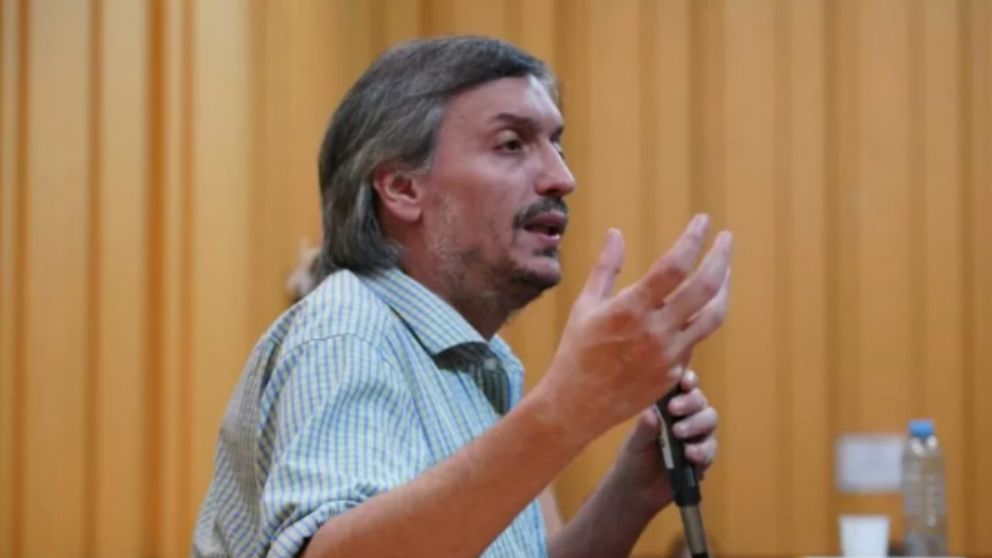 Máximo Kirchner durante el plenario organizado por La Campora.