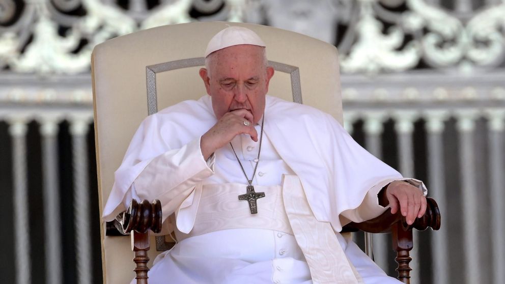 El Papa Francisco canceló su agenda este lunes por una “leve gripe” (Archivo).