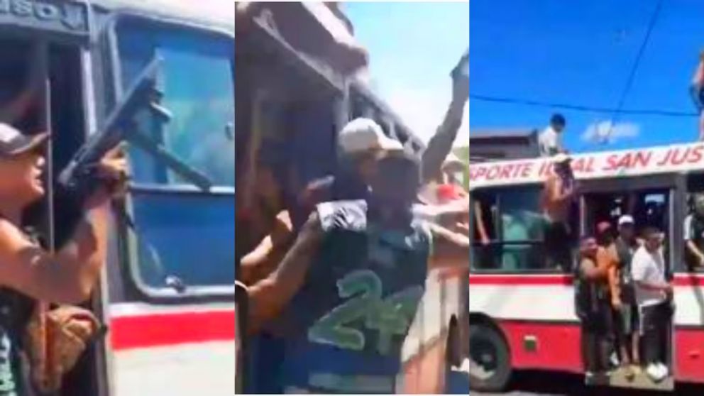 El video de los barras de Laferrere en el micro hacia la cancha con pistolas y ametralladoras (captura de video).