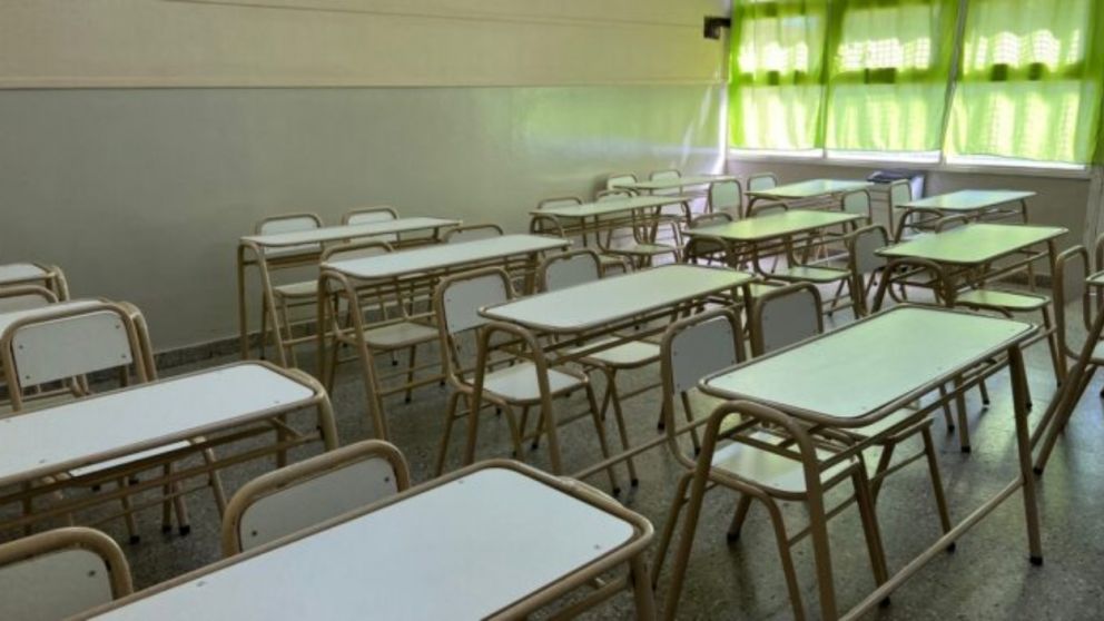 "Nosotros por supuesto que apoyamos que la educación sea declarada actividad esencial”, señaló a Crónica el secretario ejecutivo de la Asociación de Colegios Privados de la provincia de Buenos Aires.