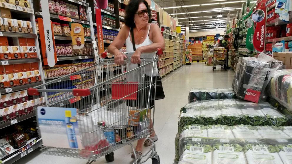En los últimos 12 meses, los precios mayoristas subieron el 316,9%.