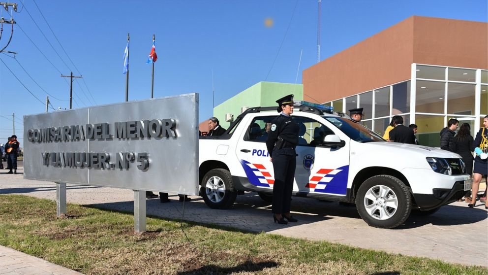 La madre de la adolescente denunció a su hermano en la comisaría.