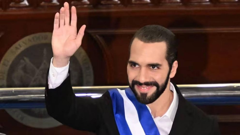 Proclamaron formalmente a Nayib Bukele como presidente reelecto de El Salvador.