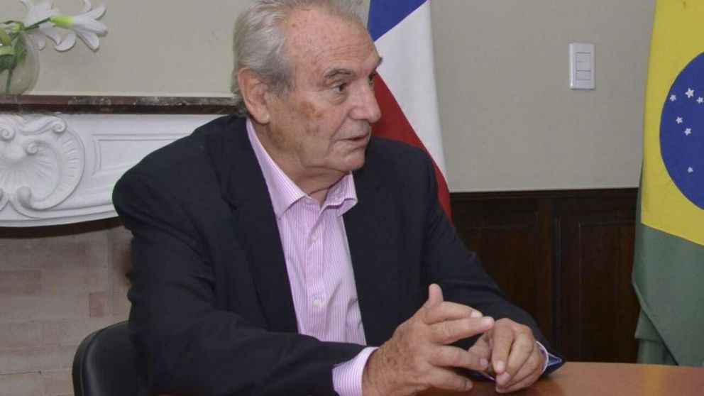 Hernán Cornejo fue gobernador de la provincia de Salta de 1987 a 1991 (Archivo).