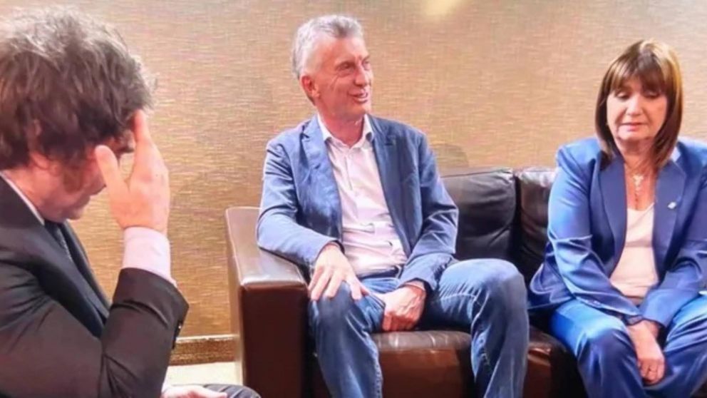 Con respecto al futuro inmediato del PRO, el vicepresidente del espacio sostuvo que, “probablemente, Macri será el próximo presidente del partido”.