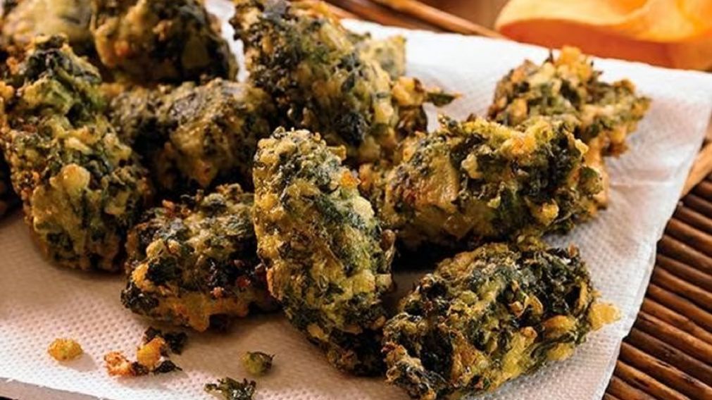 No te pierdas esta receta de bu�uelos de acelga, un cl�sico de la cocina argentina.