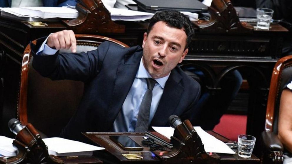 El diputado criticó en duros términos al Gobierno.