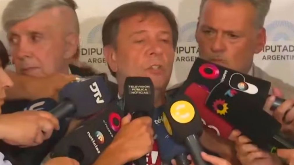 Zago de La Libertad Avanza le puso la cara a la derrota parlamentaria.