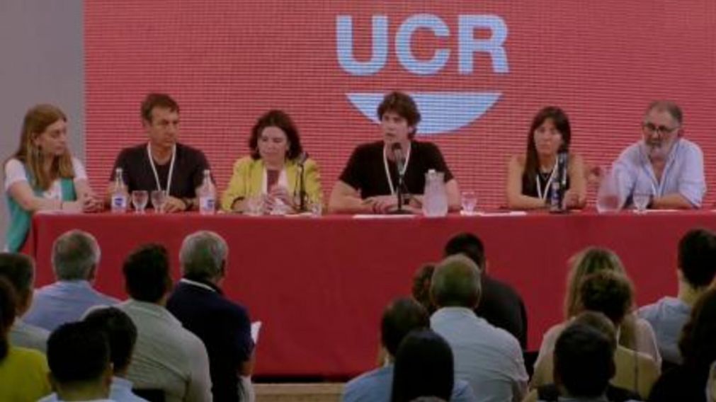 El encuentro fue encabezado por el presidente de la UCR, Martín Lousteau.