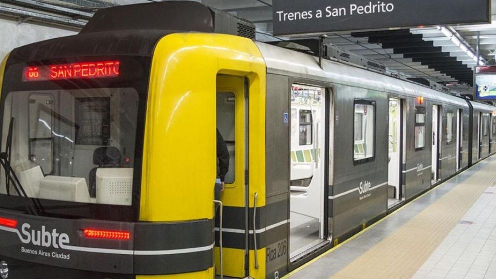 El boleto del subte pasará mañana de $110 a $125.