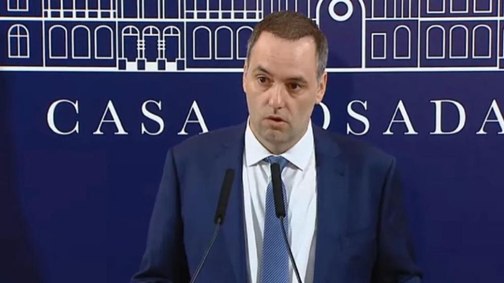 Manuel Adorni se expresó sobre el protocolo aplicado por las fuerzas de Seguridad.