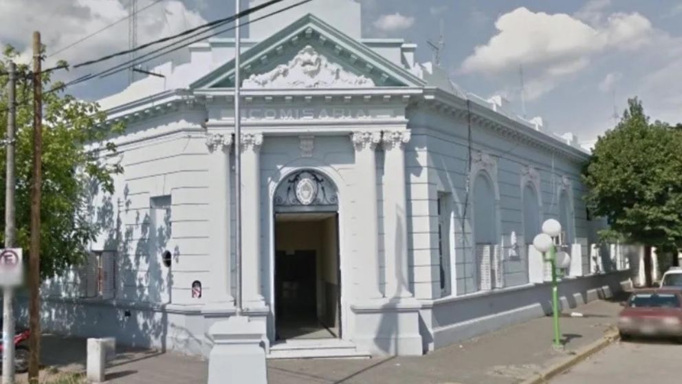 Los uniformados de esta seccional investigan el homicidio de Luis Eduardo Rojas.