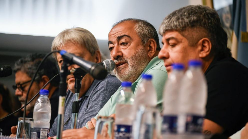 En un plenario con regionales, la CGT ratificó el paro y movilización para el 24 de enero.