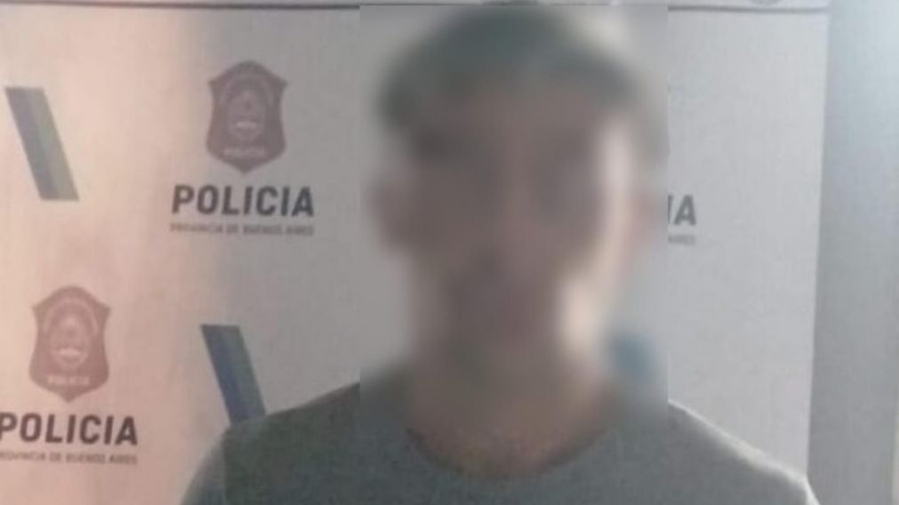 Este es el sujeto que fue apresado por los efectivos policiales.