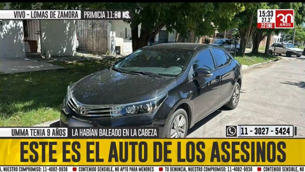 Los delincuentes tras el ataque a Umma y su pap� abandonaron el auto.