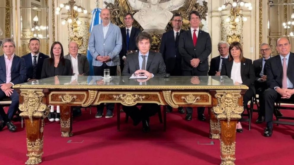 Ley Ómnibus: primeros detalles de los cambios que se aplicarían para su aprobación en el Congreso.