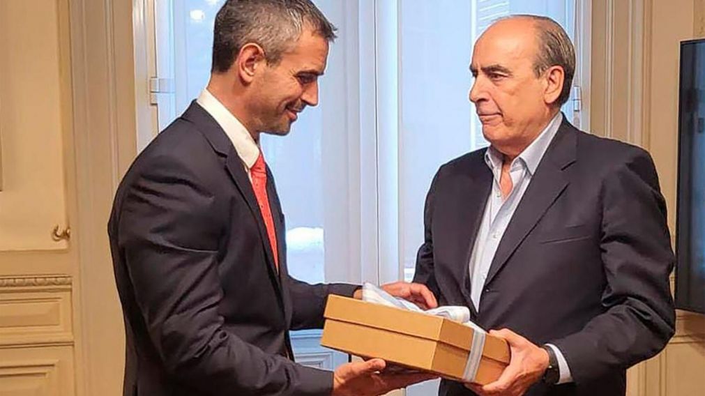 Guillermo Francos y Martín Menem antes del envío de la Ley de Bases al Congreso.