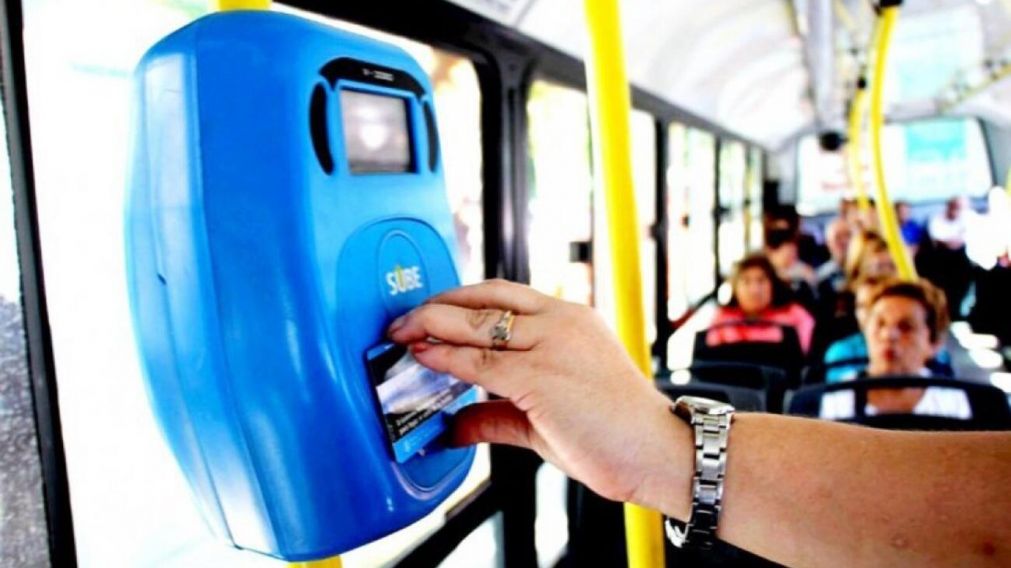 Desde el lunes, sube el boleto de colectivo y tren (Imagen ilustrativa).