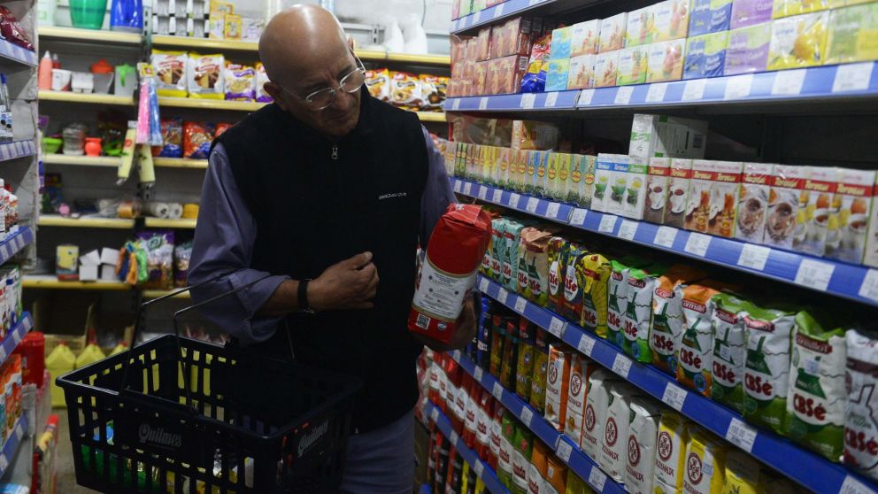 Diciembre presentó la inflación más alta desde 1990 (Hernán Nersesian/Crónica).