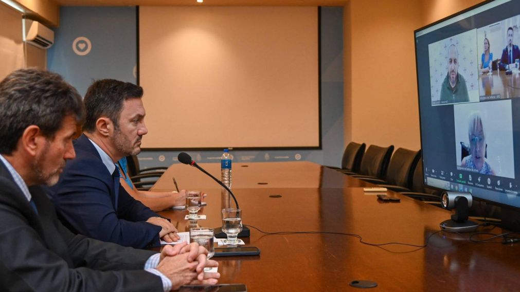 Luis Petri dialog� con Rustem Umi�rov, ministro de Defensa de Ucrania.
