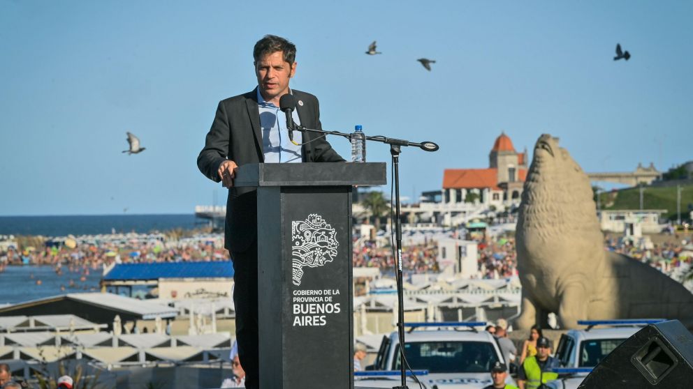 Axel Kicillof en la presentación del operativo de Sol a Sol en Mar del Plata.