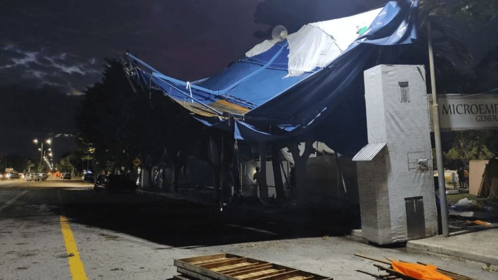 El temporal en Miramar causó importantes daños materiales.