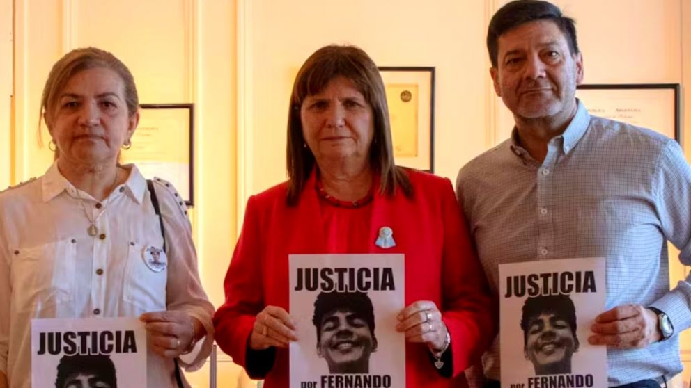 Patricia Bullrich, se reunió con Graciela Sosa y Silvino Báez.