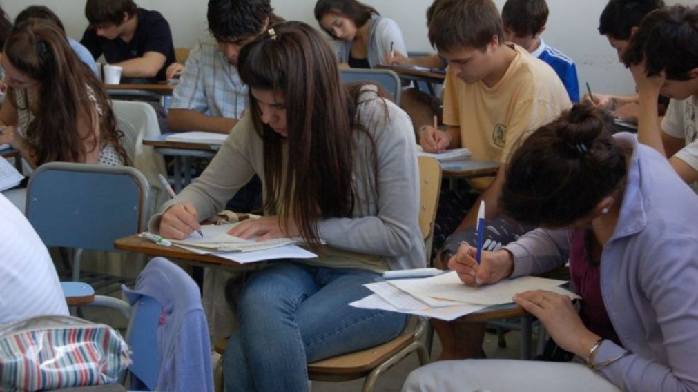 Solo podrán acceder los solicitantes que cumplan con requisitos específicos para su cobro.