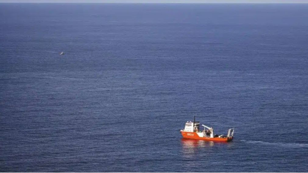 Al hombre lo rescataron cerca de la costa de Whangamata.