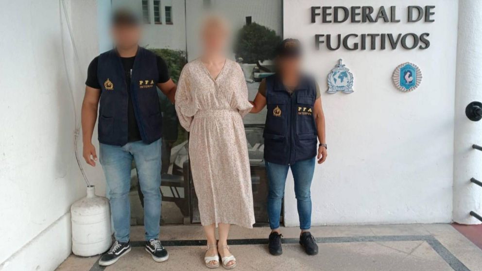 Así cayó una rusa acusada de fraude millonario.