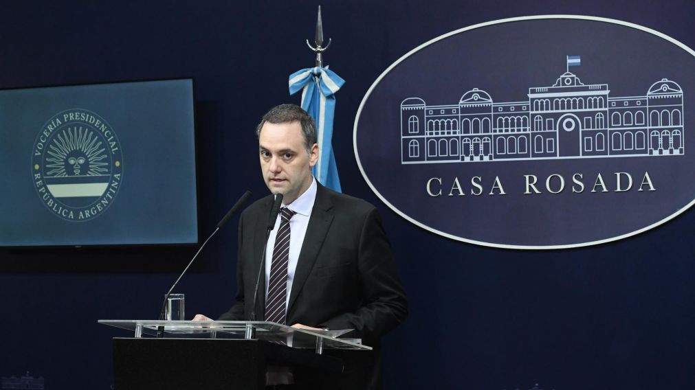 Manuel Adorni aseguró que el Gobierno de Javier Milei tiene para mostrar al FMI "un plan para estabilizar" la economía.