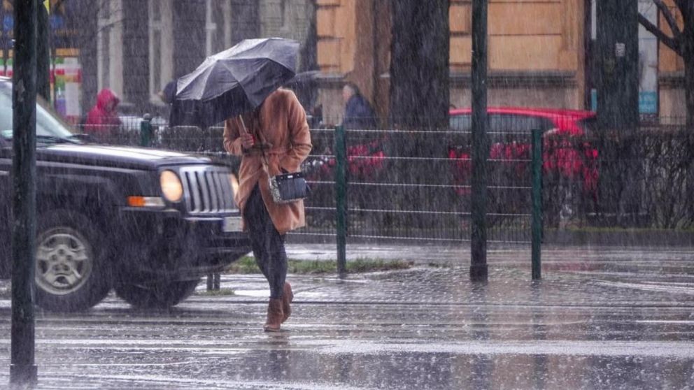 Alerta: sigue la lluvia y anticipan posibles anegamientos en el Conurbano
