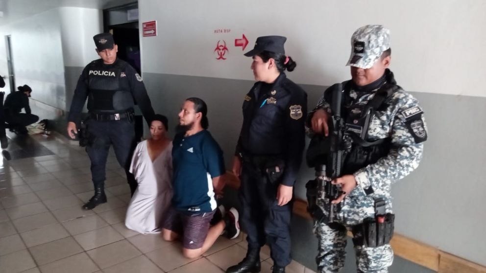 Detuvieron a dos personas por el robo de un bebe en El Salvador.