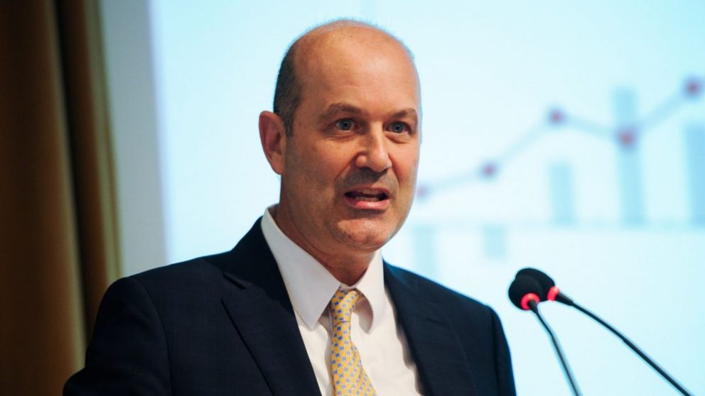 Sturzenegger afirmó que con las medidas lanzadas por Milei "no cubre el 40% de las reformas".