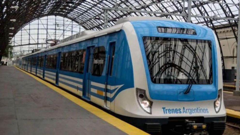 Se oficializó un aumento del tren del 45,3%.