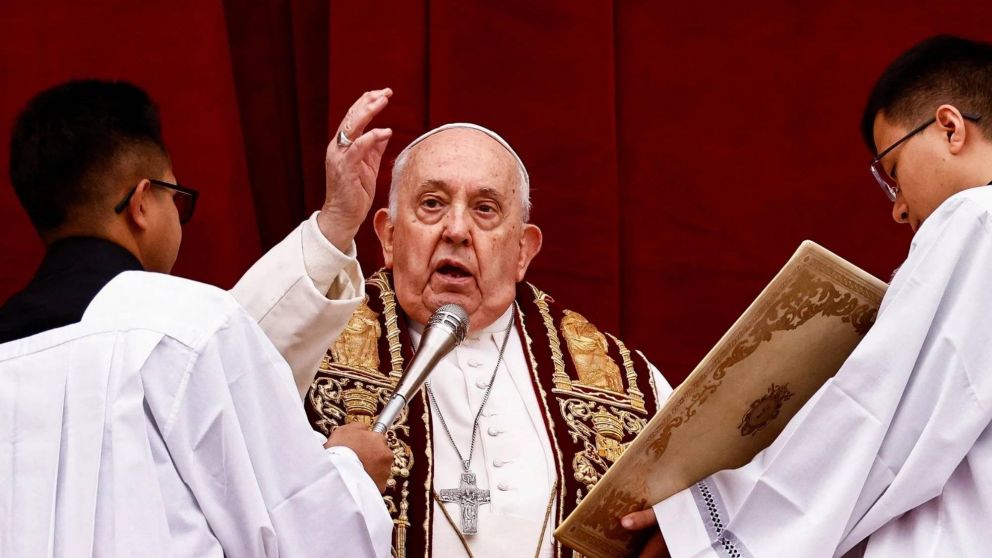El Papa denuncia las "matanzas de inocentes en el mundo" y critica "masacres debidas a las armas".