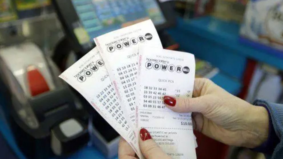 Ganó la lotería gracias a que soñó que ganaba la lotería.