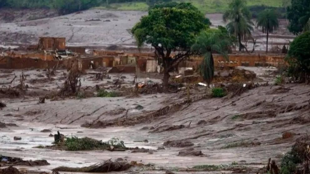 Salta: alud de barro cortó la Ruta Nacional 51 cerca de la localidad de Campo Quijano.