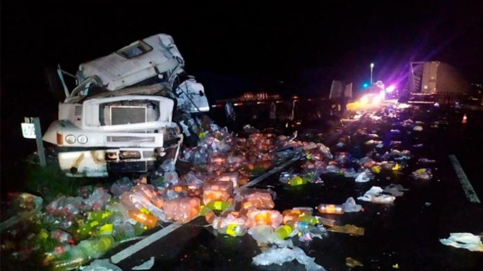 El impacto provocó dos muertes y un herido de gravedad.