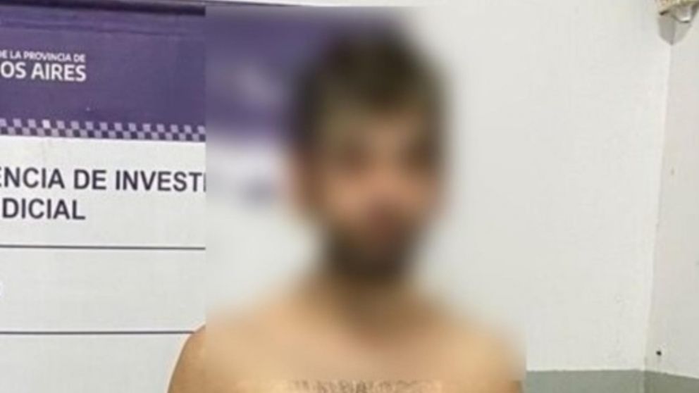 Este es el delincuente que fue arrestado por los efectivos policiales.