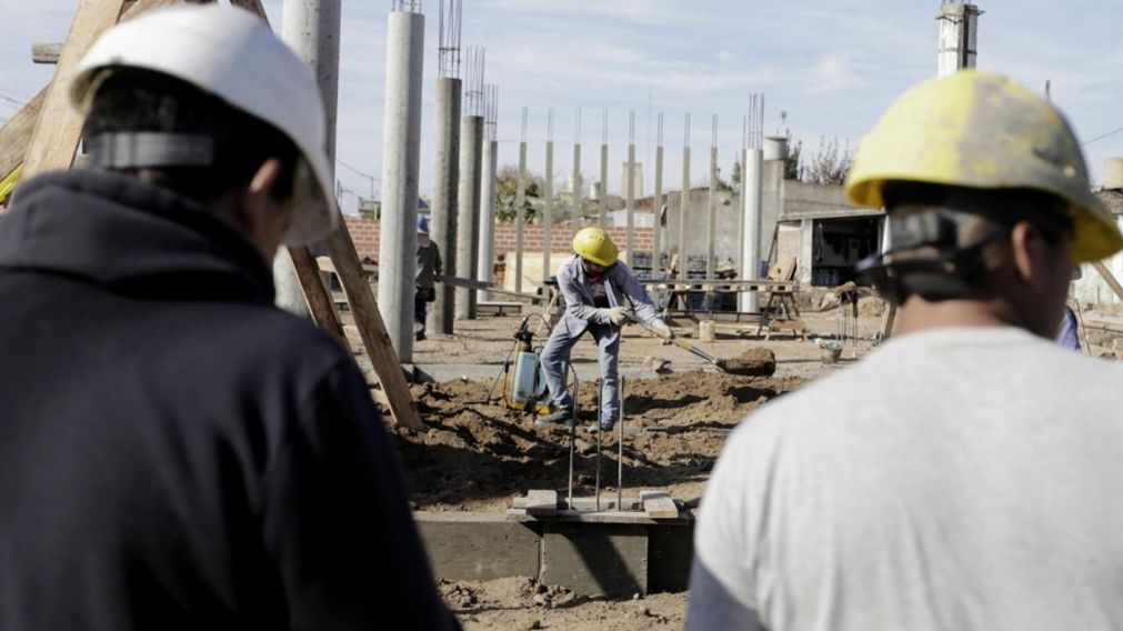 Cambios en indemnizaciones y despidos (Télam).