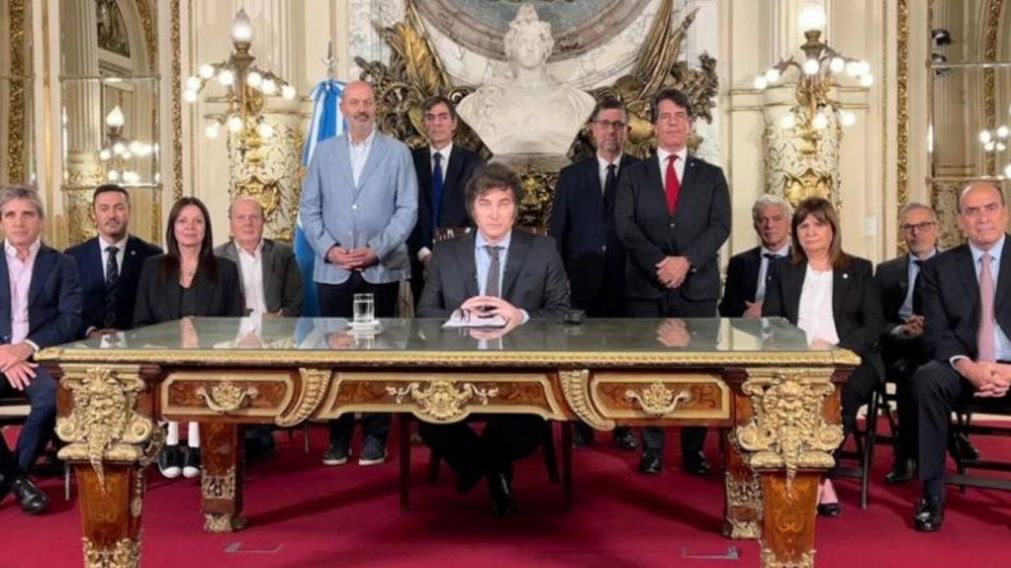 DNU de Javier Milei: publicaron el texto completo en el Boletín Oficial.