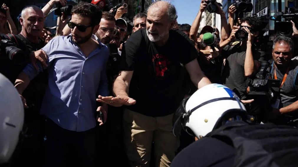 Eduardo Belliboni al cierre de la movilización: criticó el protocolo antipiquetes y el mega operativo desplegado por las fuerzas de seguridad.