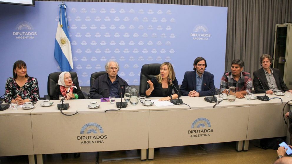 La actividad fue para denunciar el plan del Gobierno contra la protesta.