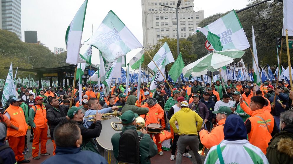 Los dirigentes gremiales cuestionaron la inminente aplicación del protocolo antipiquetes (Crónica / Hernán Nersesian).
