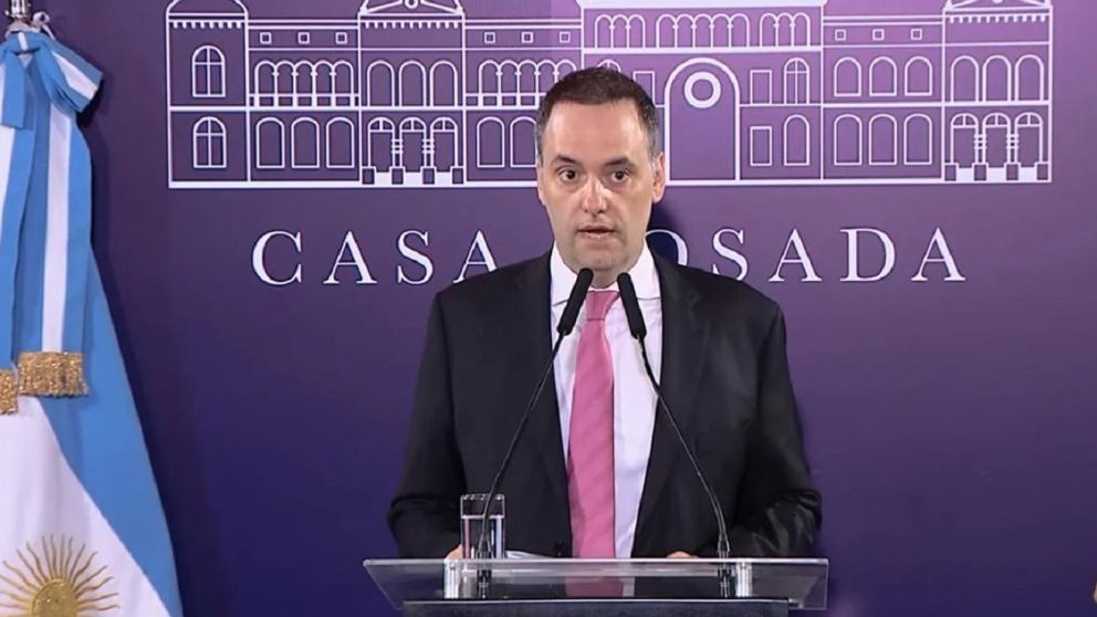 El vocero presidencial, Manuel Adorni, en Casa Rosada.