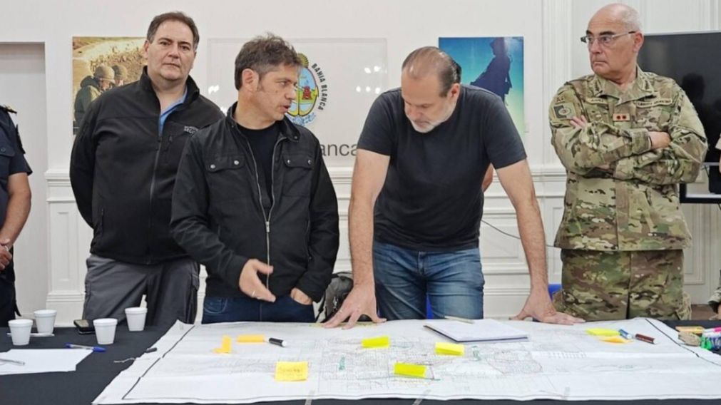 Axel Kicillof en Bahía Blanca: "Esta situación no tiene precedentes".